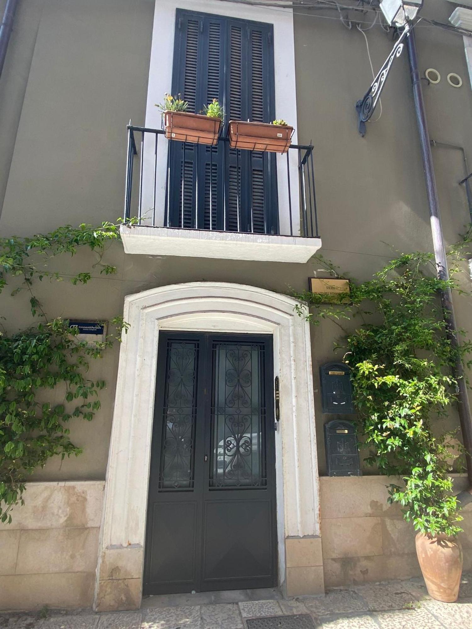 Bari Landlord 31- Old Town Apartment Kültér fotó