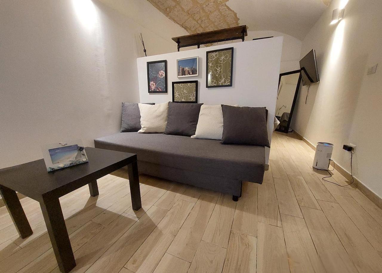 Bari Landlord 31- Old Town Apartment Kültér fotó